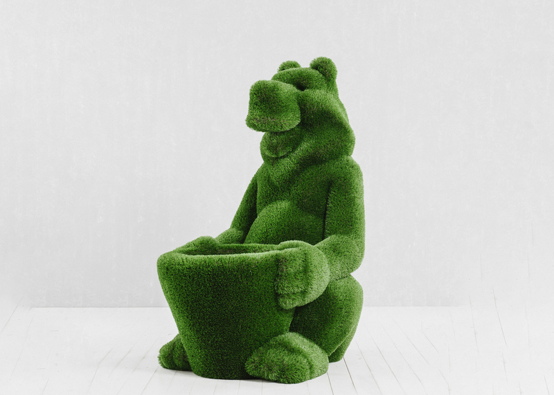 Медведь с корзиной